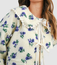 Load image into Gallery viewer, Floral Puffy Tie-front Long Sleeve Jacket