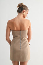 Load image into Gallery viewer, Sculpted Panel Strapless Dress