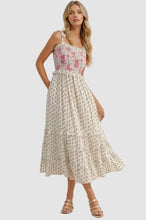 Load image into Gallery viewer, Exclusive Floral Print Smocked Midi Dress