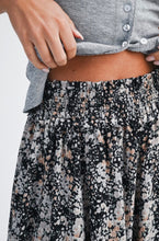 Load image into Gallery viewer, FLORAL RUFFLE MAXI SKIRT