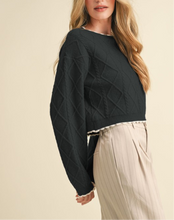 Load image into Gallery viewer, CABLE KNIT CROPPED SWEATER
