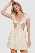 Load image into Gallery viewer, Backless Woven Floral Dress

