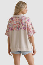 Load image into Gallery viewer, FLORAL COLOR BLOCK RIC RAC KNIT TOP
