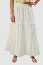 Load image into Gallery viewer, PLEATED DETAIL TIRED MAXI SKIRT

