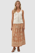 Load image into Gallery viewer, DRAPING PLEATS MAXI SKIRT
