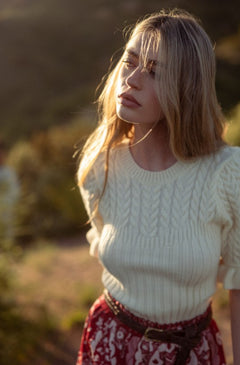CABLE KNIT RUFFLED PUFF SLEEVE SWEATER
