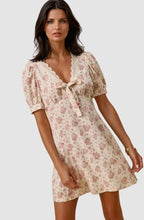 Load image into Gallery viewer, Floral Lace Trimed Short Sleeves Mini Dress
