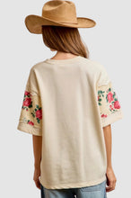 Load image into Gallery viewer, Floral Print Short Sleeves French Terry Top

