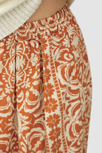 Load image into Gallery viewer, DRAPING PLEATS MAXI SKIRT

