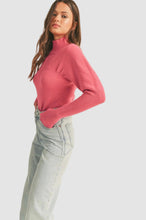 Load image into Gallery viewer, RIBBED MOCK NECK SWEATER
