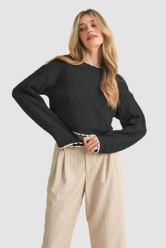 CABLE KNIT CROPPED SWEATER