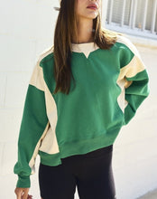 Load image into Gallery viewer, Olivia Contrast Pullover w/ Asymmetrical Hemline
