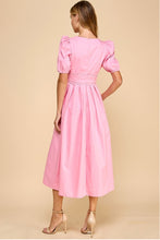 Load image into Gallery viewer, V Neckline Scalloped Detail Midi Dress
