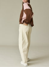 Load image into Gallery viewer, Olivia Contrast Pullover w/ Asymmetrical Hemline

