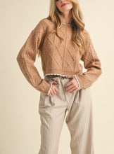 Load image into Gallery viewer, CABLE KNIT CROPPED SWEATER
