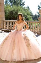 Load image into Gallery viewer, Elegant Quince Dress with Removable Halter
