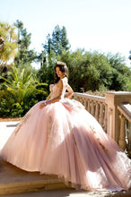 Load image into Gallery viewer, Elegant Quince Dress with Removable Halter
