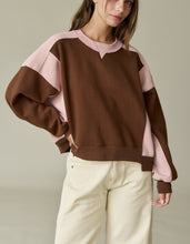Load image into Gallery viewer, Olivia Contrast Pullover w/ Asymmetrical Hemline

