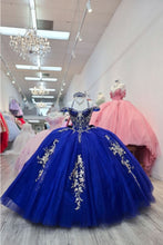 Load image into Gallery viewer, Elegant Quince Dress with Removable Halter
