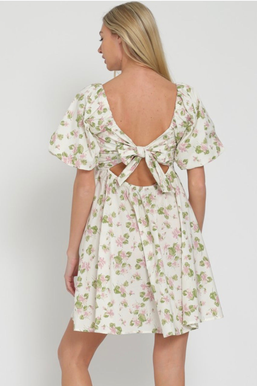 SHORT BUBBLE SLEEVE TIE BACK CHEST MINI DRESS